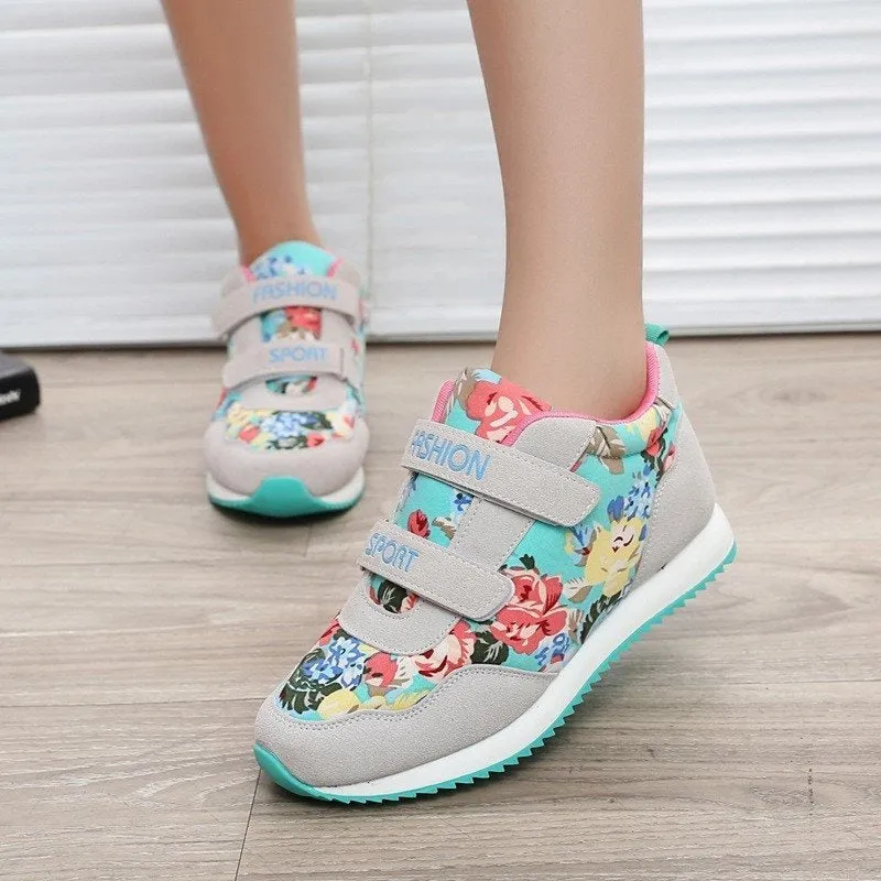 Floral warm sneakers